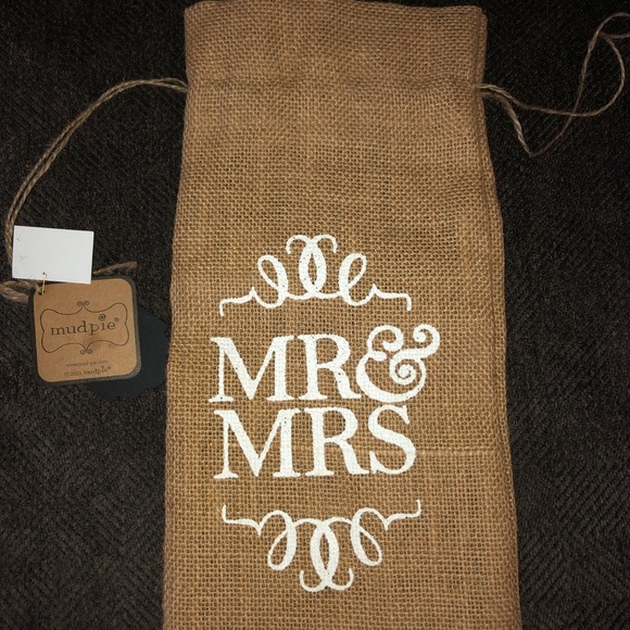 Mud Pie Other - Burlap Mr and Mrs Wine Bag